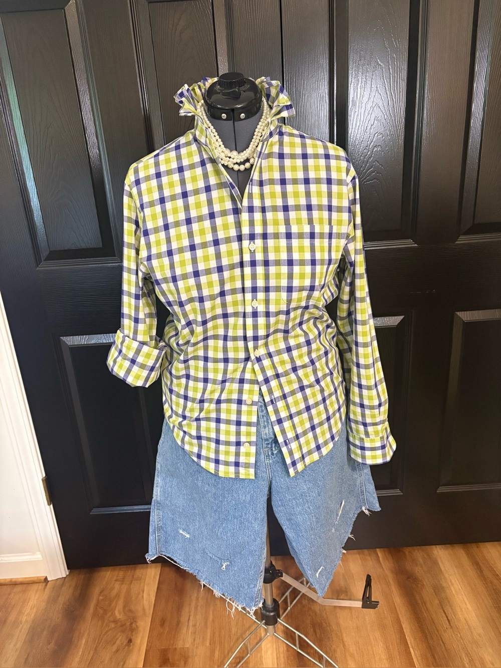 Recycled plaid women’s ruffle collar blouse
